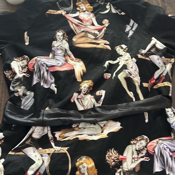 VTG Alexander Henry Zombie Pin Up Smoking Jacket-unisex - Picture 8 of 14